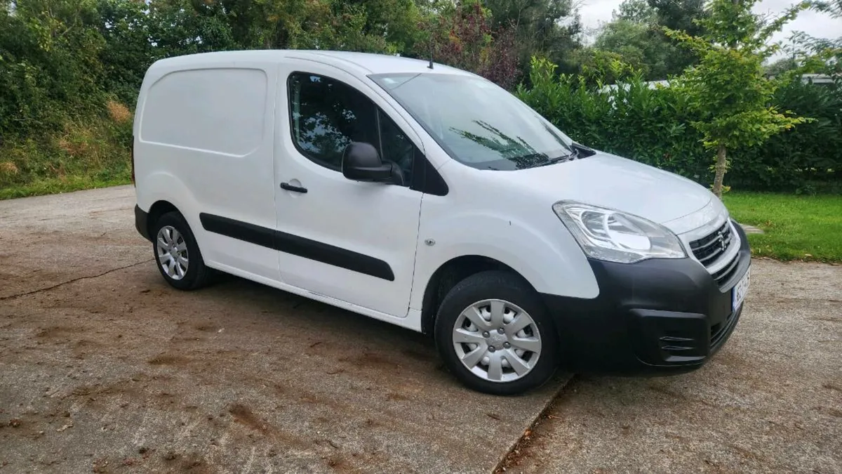 2016 Peugeot Partner - Image 1