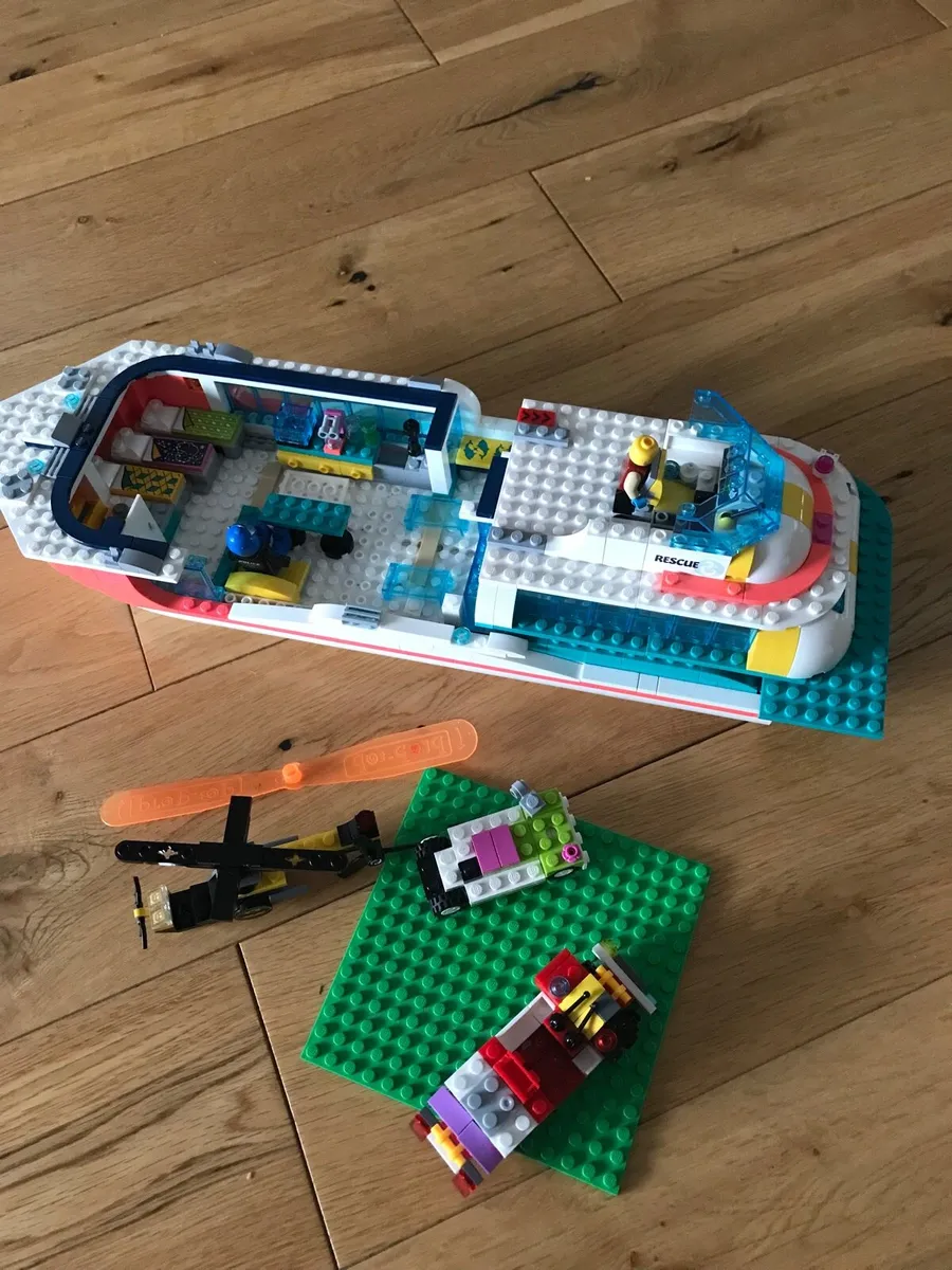 Lego - Image 1