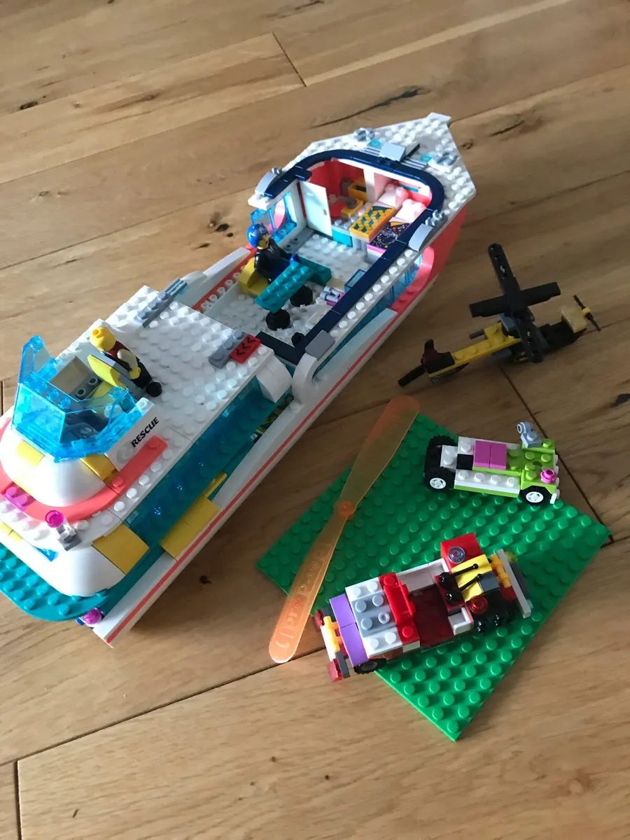 Lego - Image 2