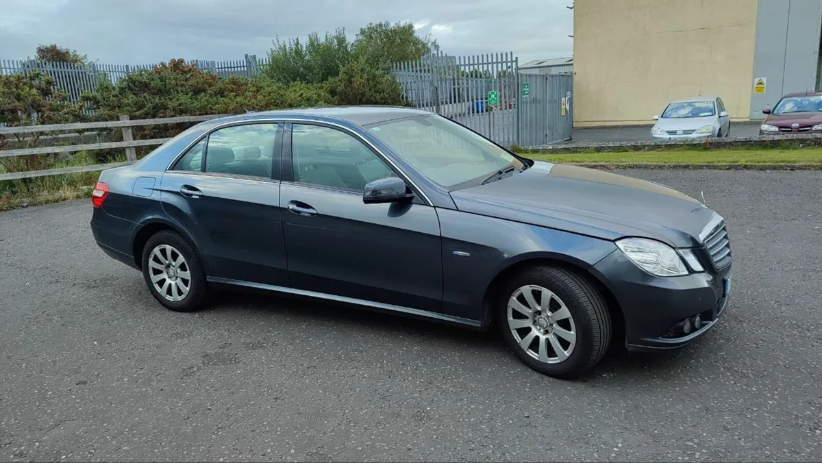 Mercedes-Benz E-Class 2010 NCT 03.26 - Image 4