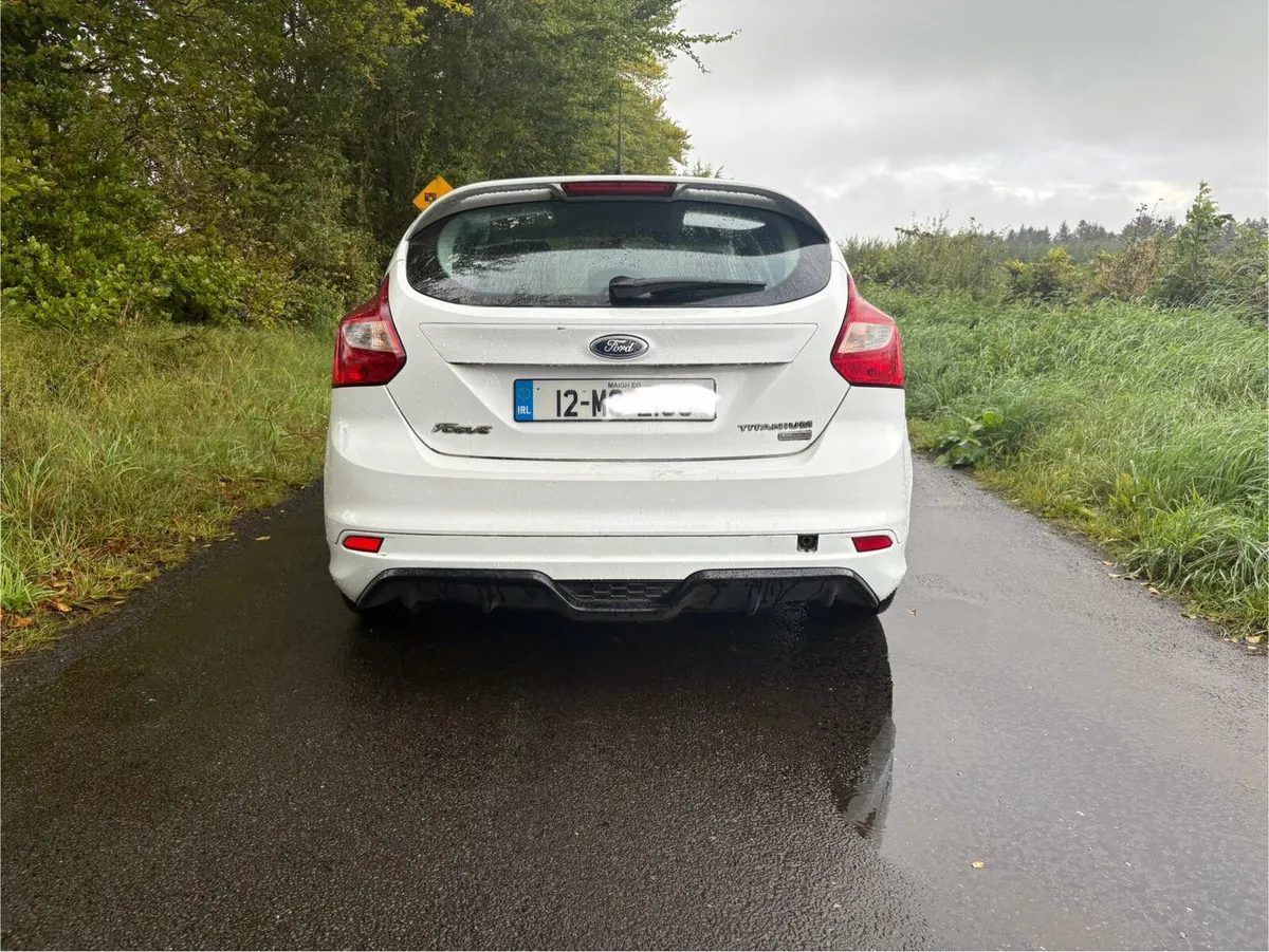 Ford Focus - Image 2