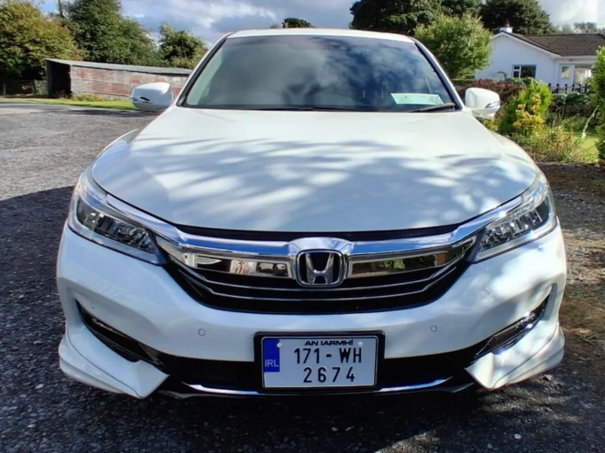 Honda Accord 2017 - Image 3