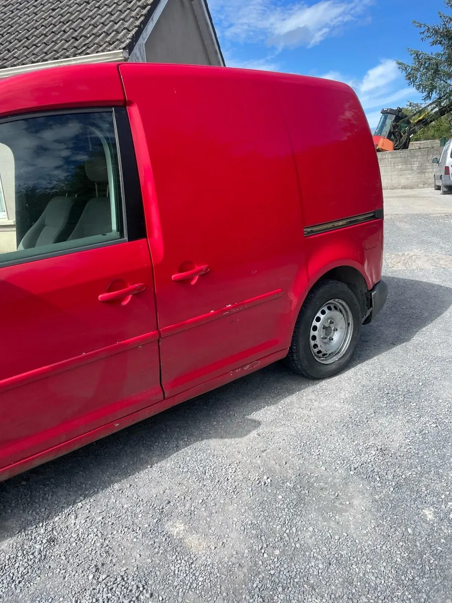 Caddy Van - Image 2