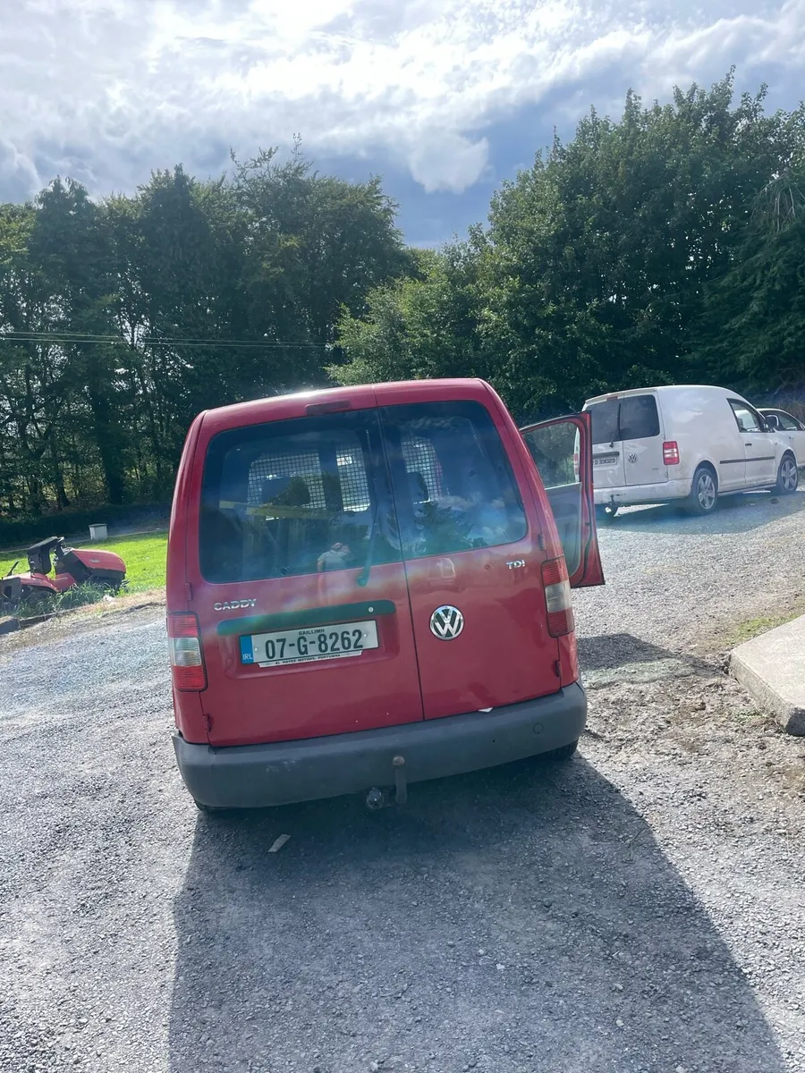 Caddy Van - Image 3