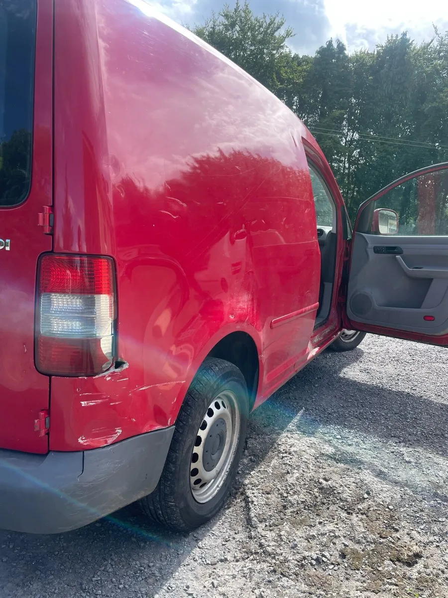 Caddy Van - Image 4