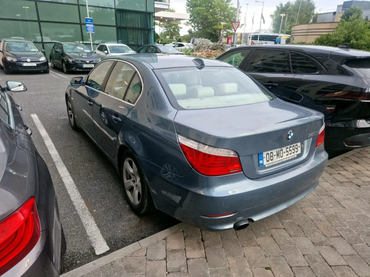 Bmw 520d 2008 manual - Image 2