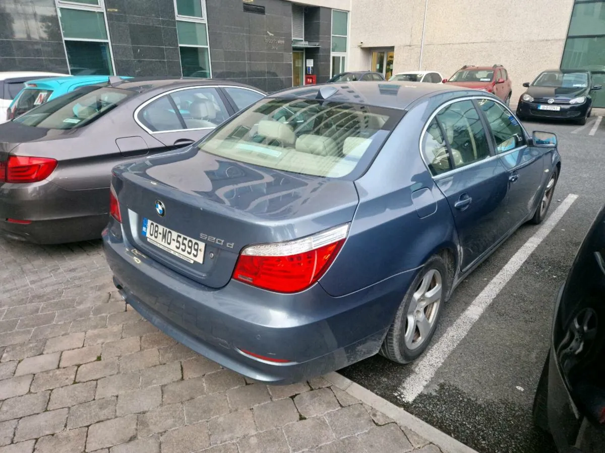 Bmw 520d 2008 manual - Image 3