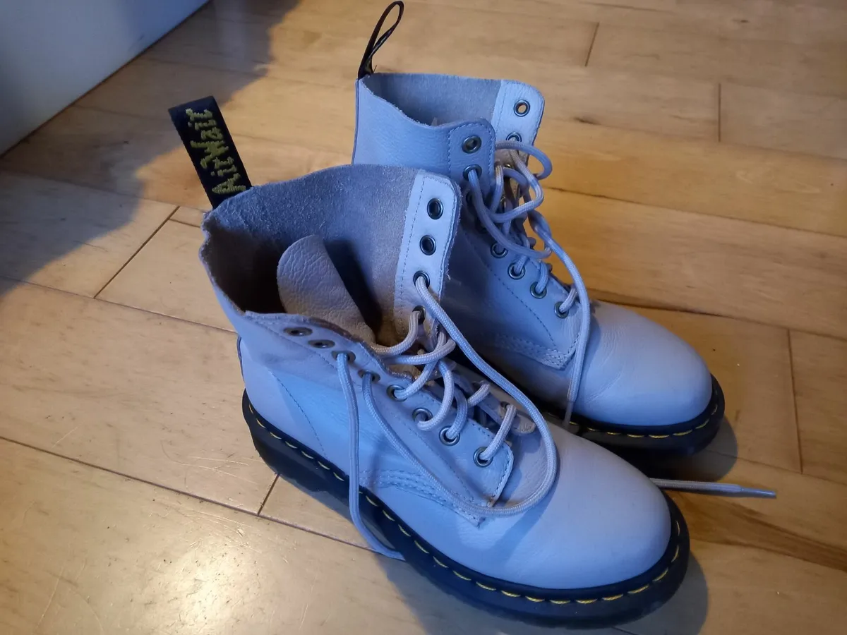 Doc martin ladies boots - Image 3