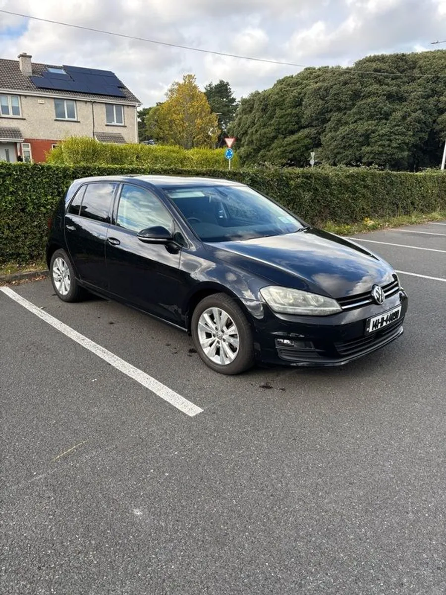 2014 Volkswagen Golf - Image 1