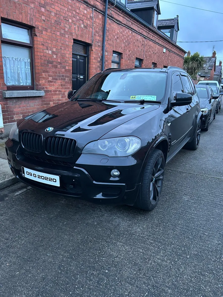 BMW x5 2009 - Image 2