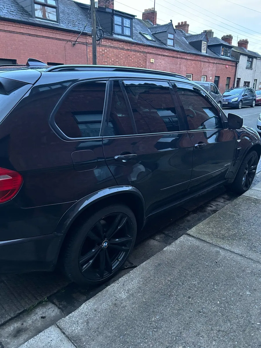 BMW x5 2009 - Image 4