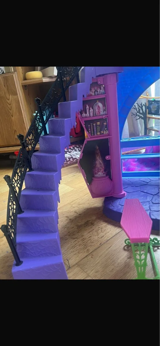 Monster high haunted high school - Image 4