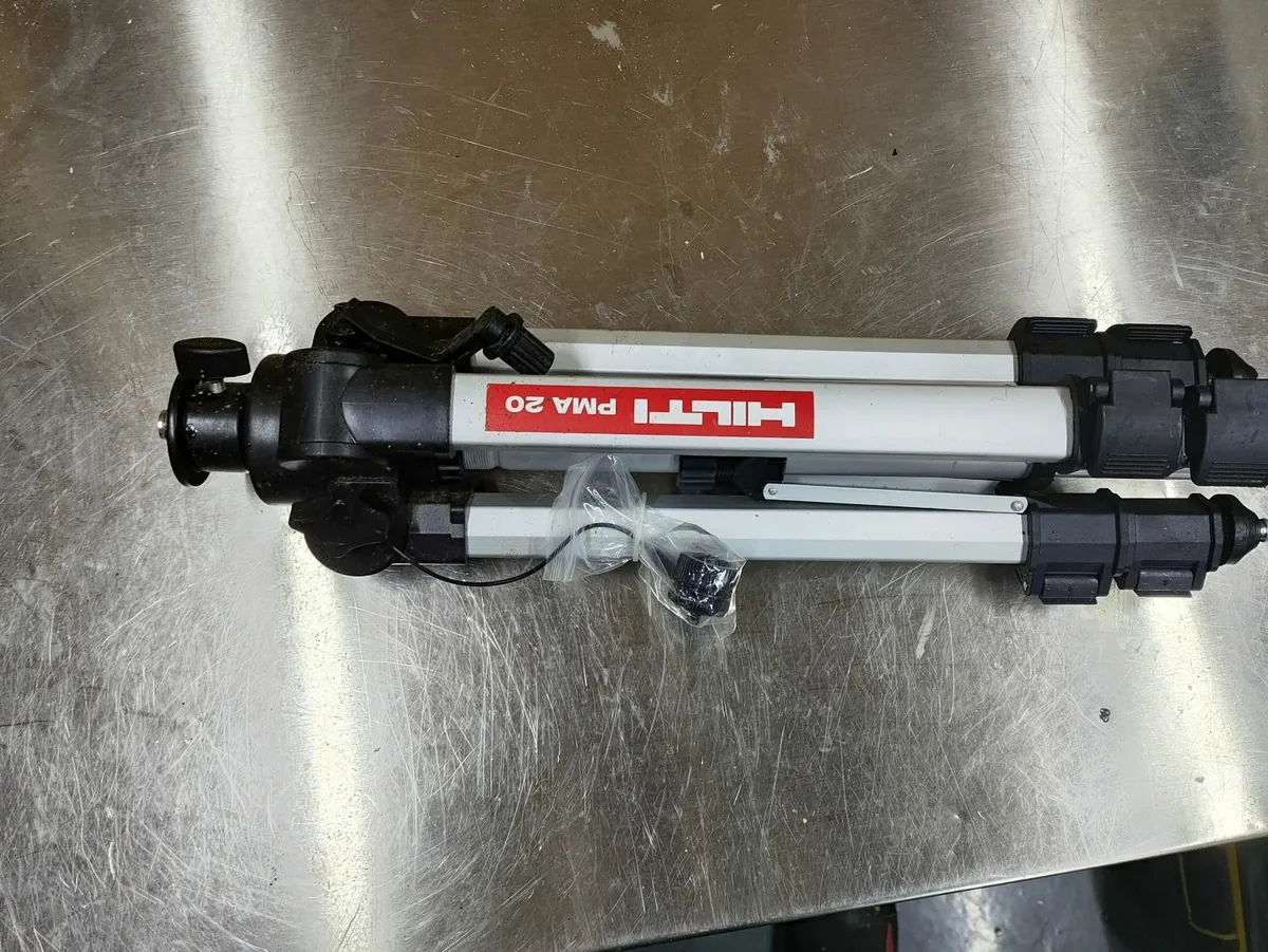 Hilti tripod.
