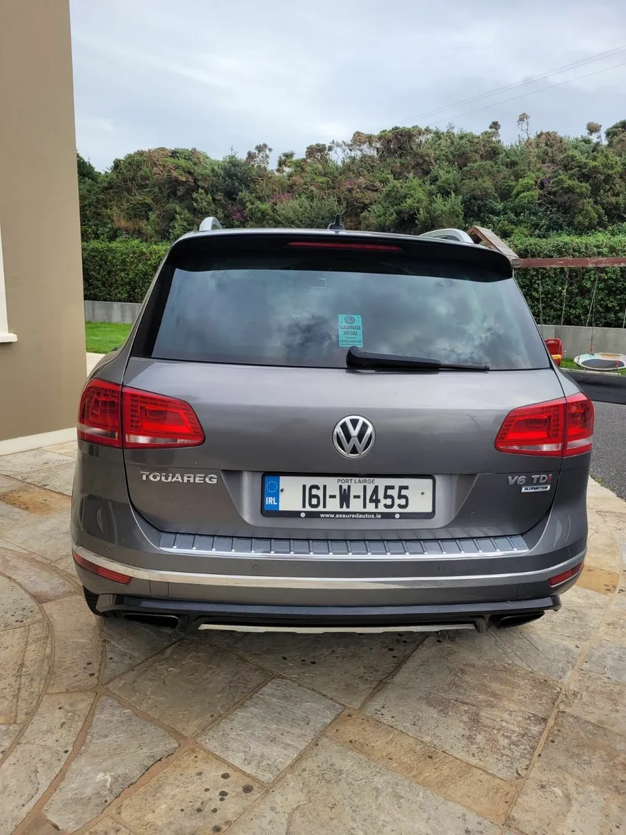 Volkswagen Touareg 2016 - Image 2