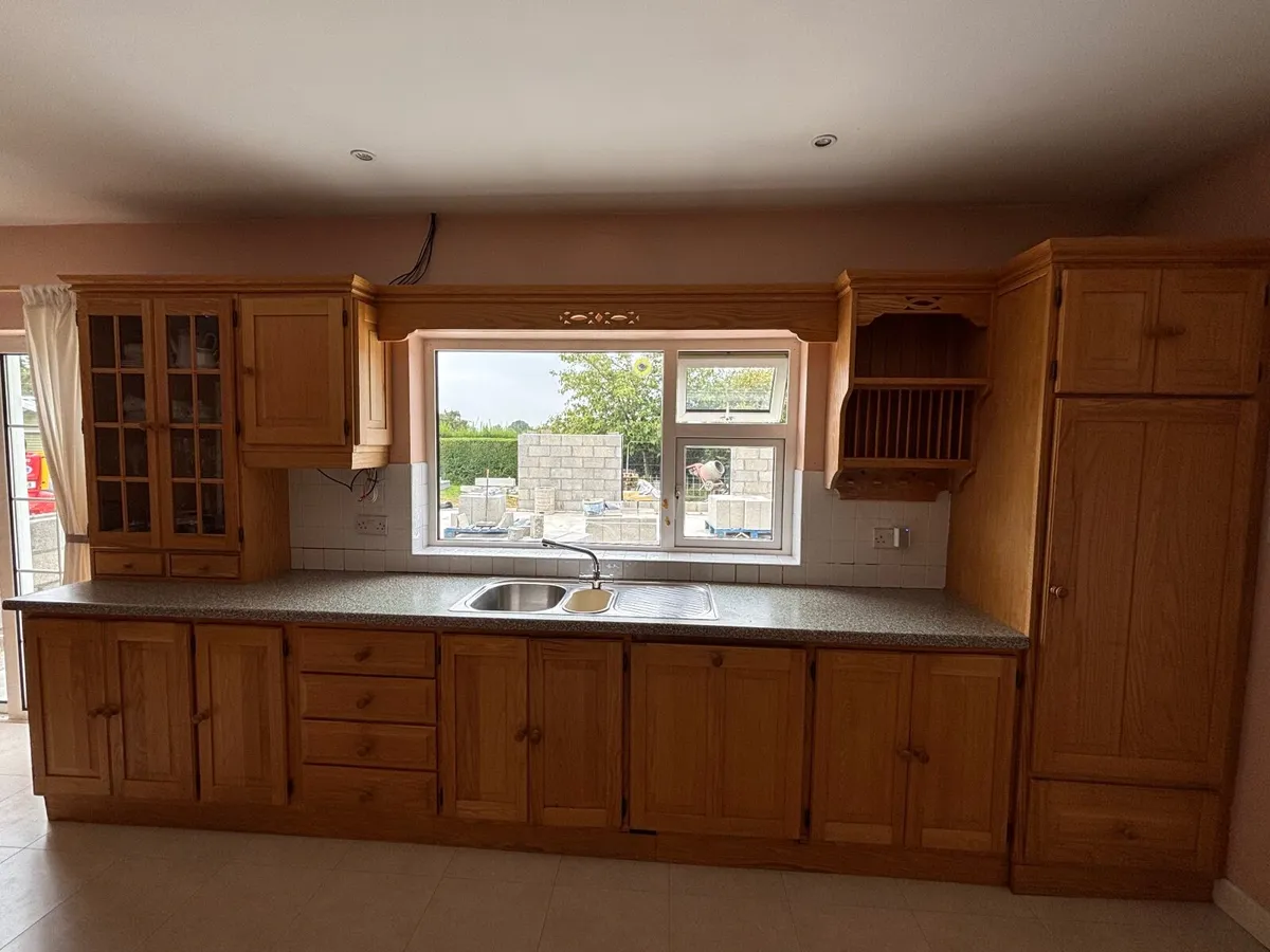 Fitted Kitchen - Image 2