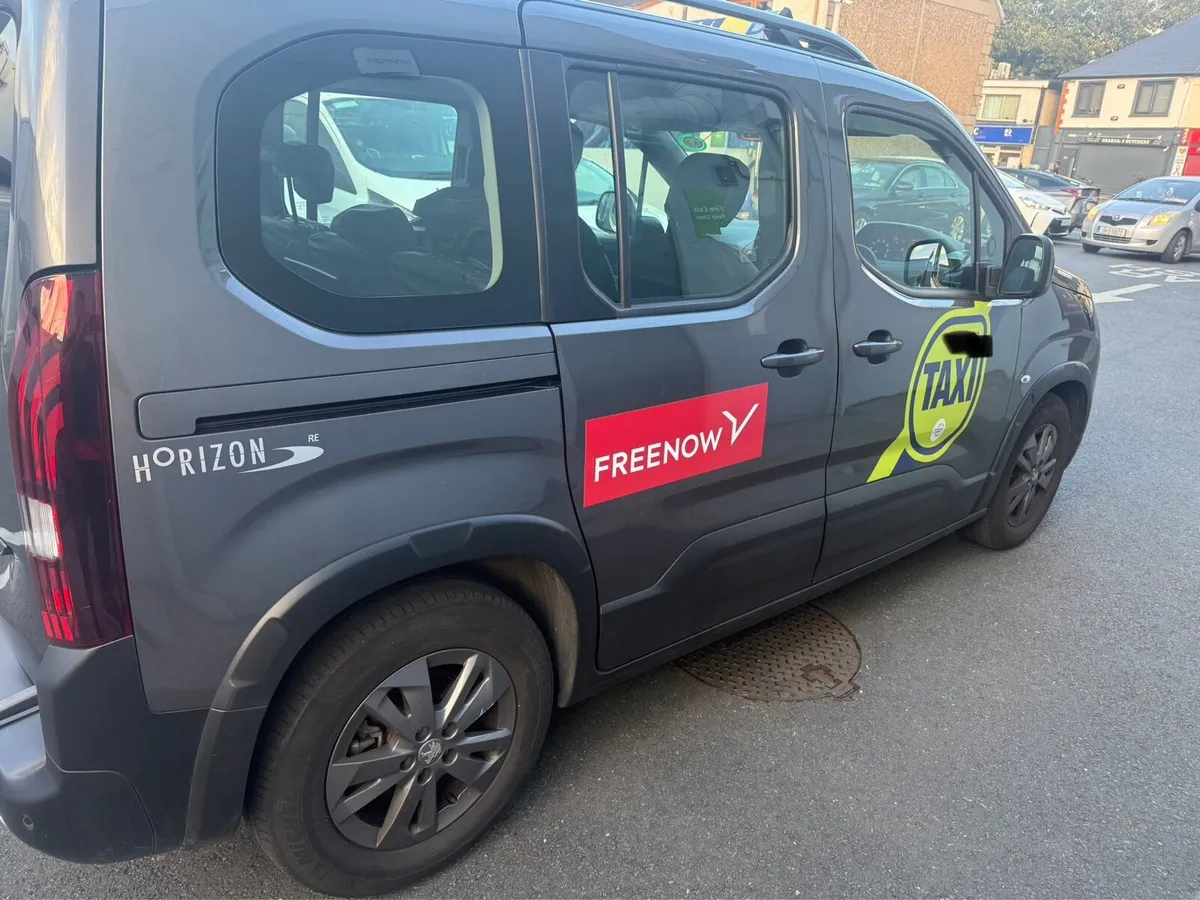 Peugeot Rifter - Image 2