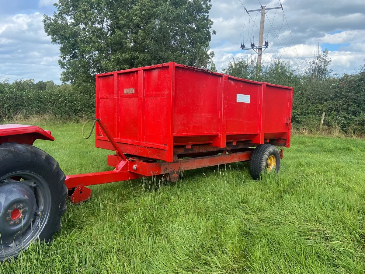 trailer - Image 1