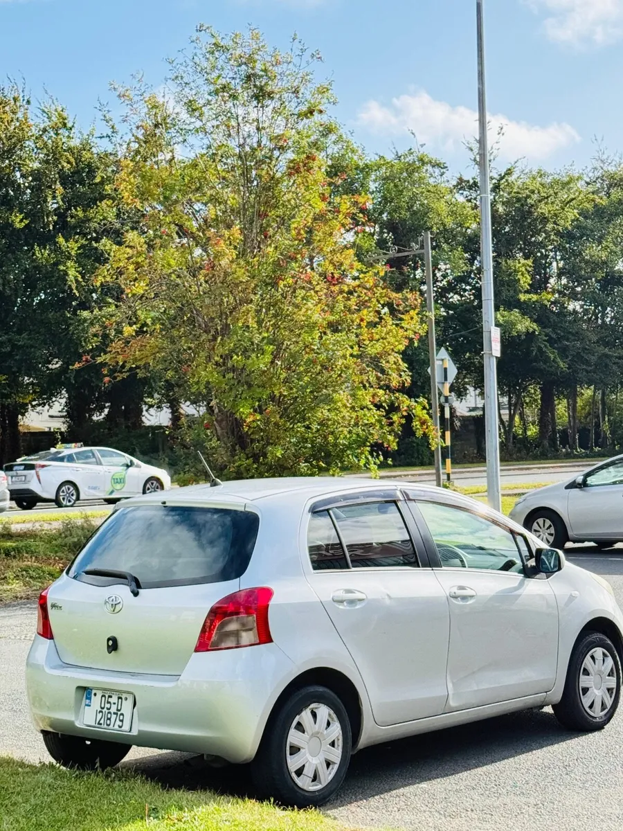 Toyota Vitz 2005 - Image 3