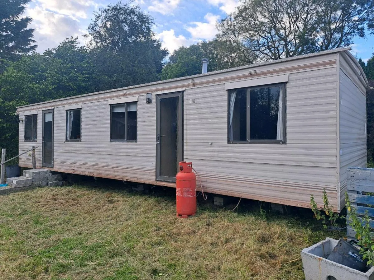 Mobile home - Image 1