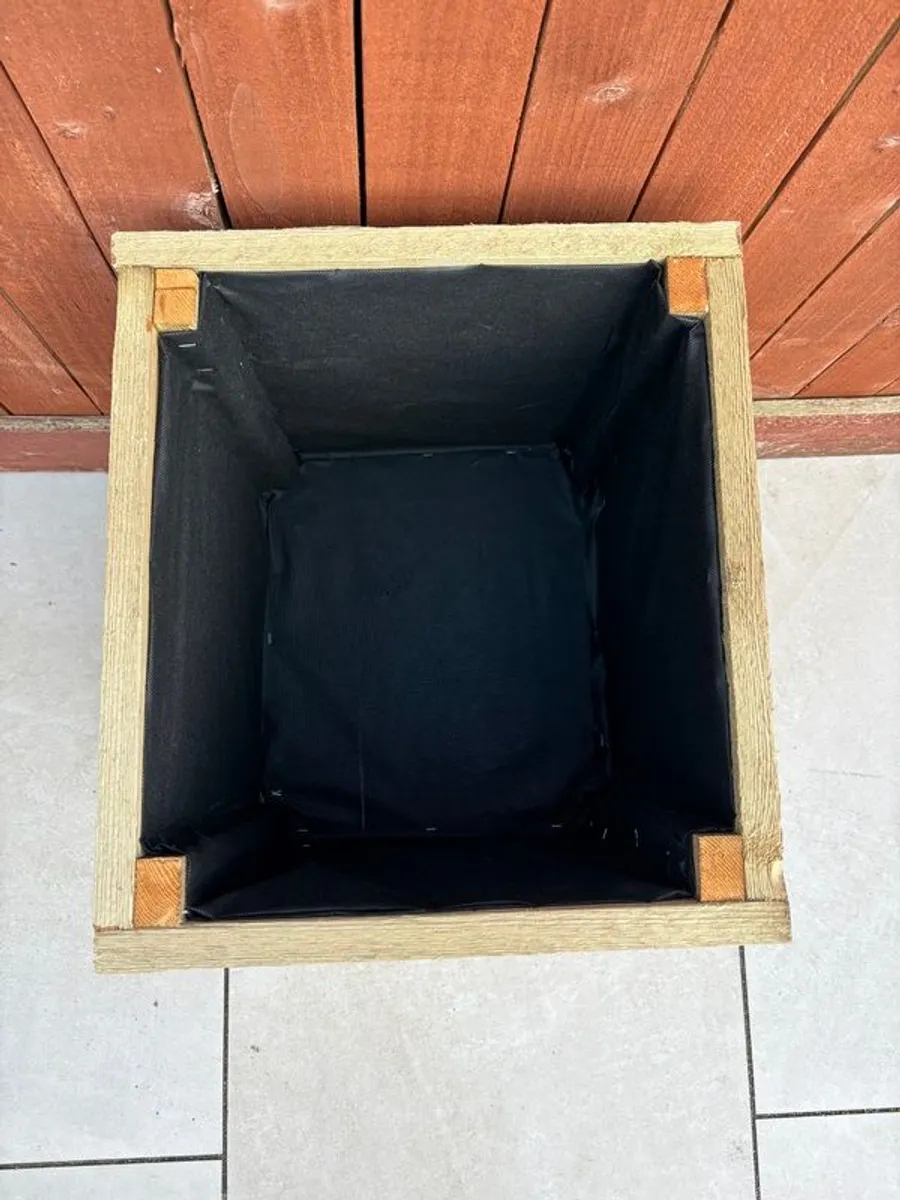 New Home made planter box - Image 2