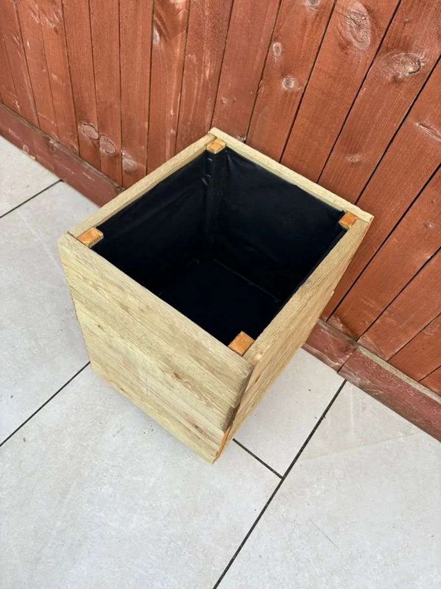 New Home made planter box - Image 3
