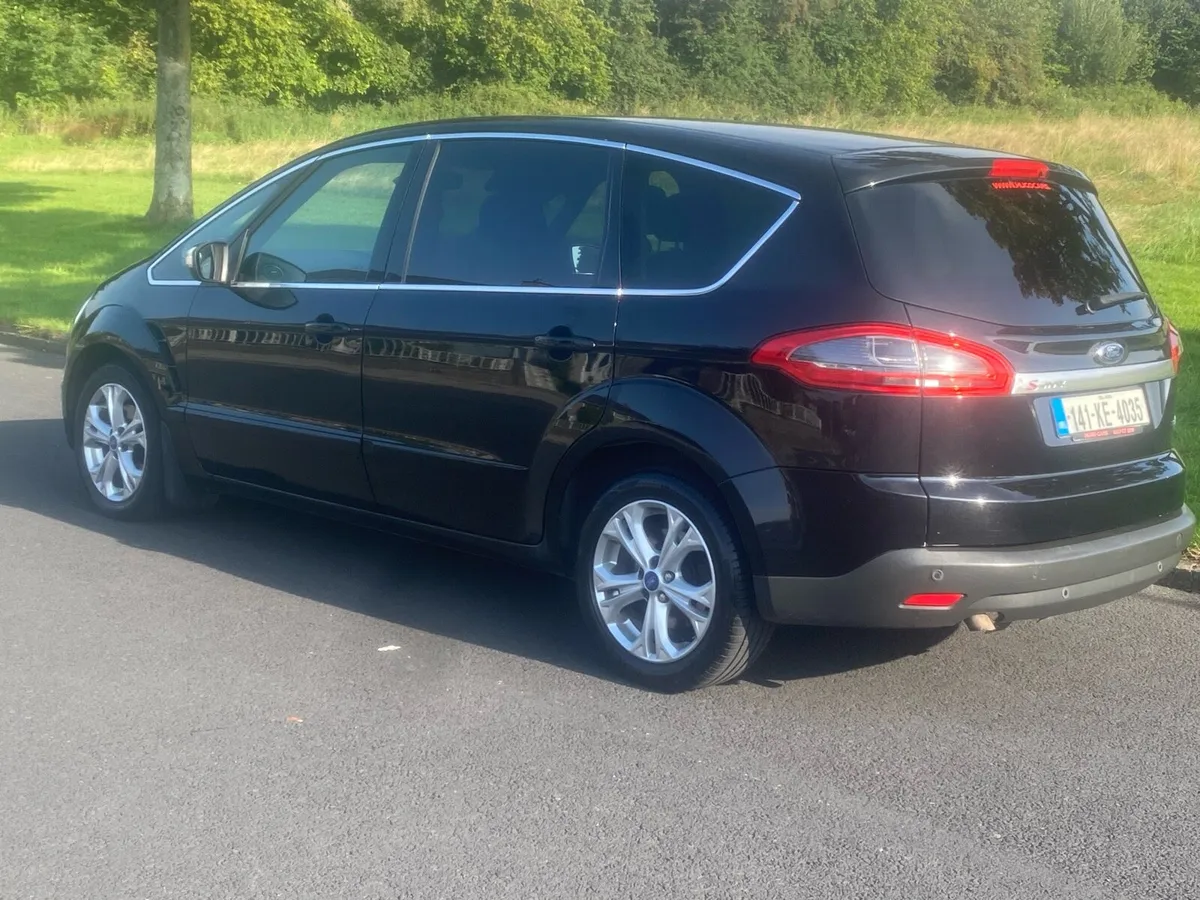 2014 Ford S-Max Automatic 2.0L, 7 Seats, Titanium - Image 3