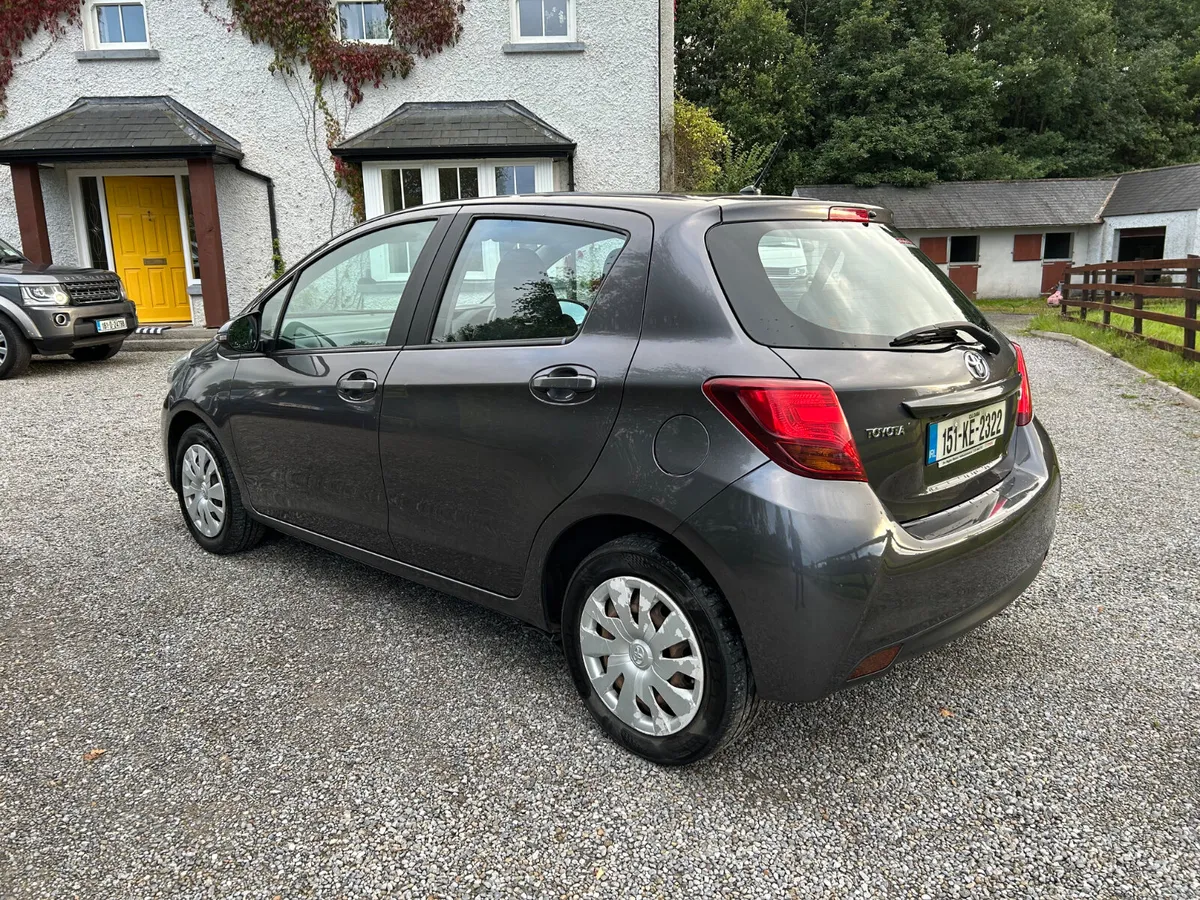 2015 Toyota Yaris Luna 1.0 5 door - Image 4