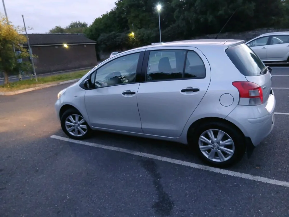 2011 Toyota Yaris (New Nct&Tax) - Image 2