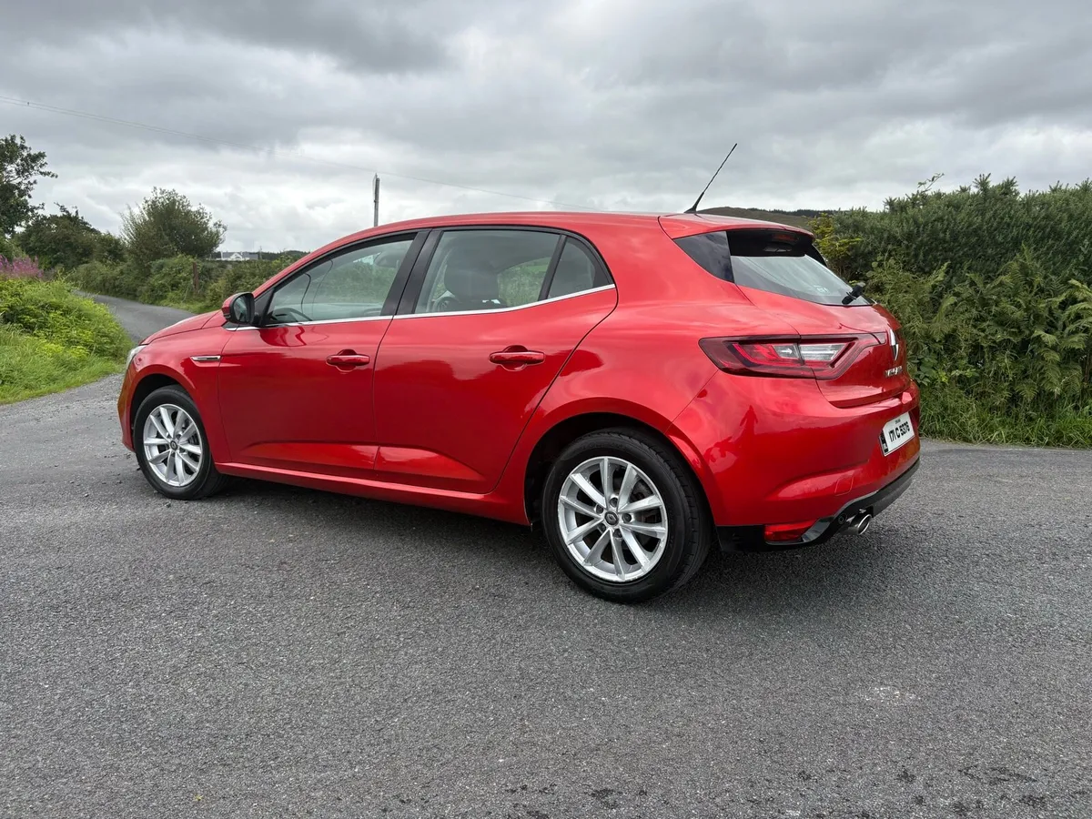 **GT LINE DYNAMIQUE NAV** - Image 4