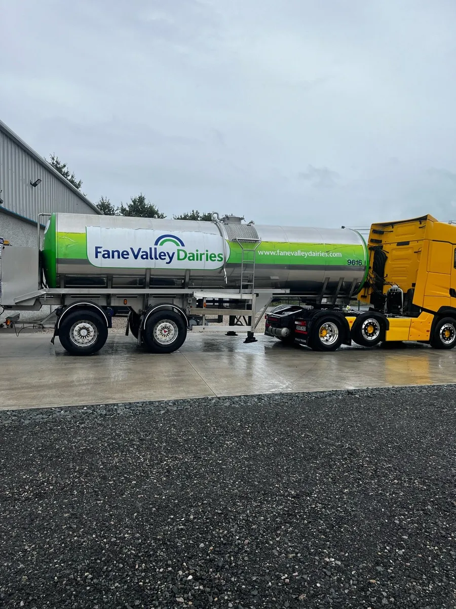Milk tanker - Image 1