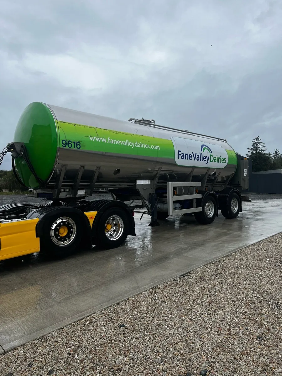 Milk tanker - Image 4
