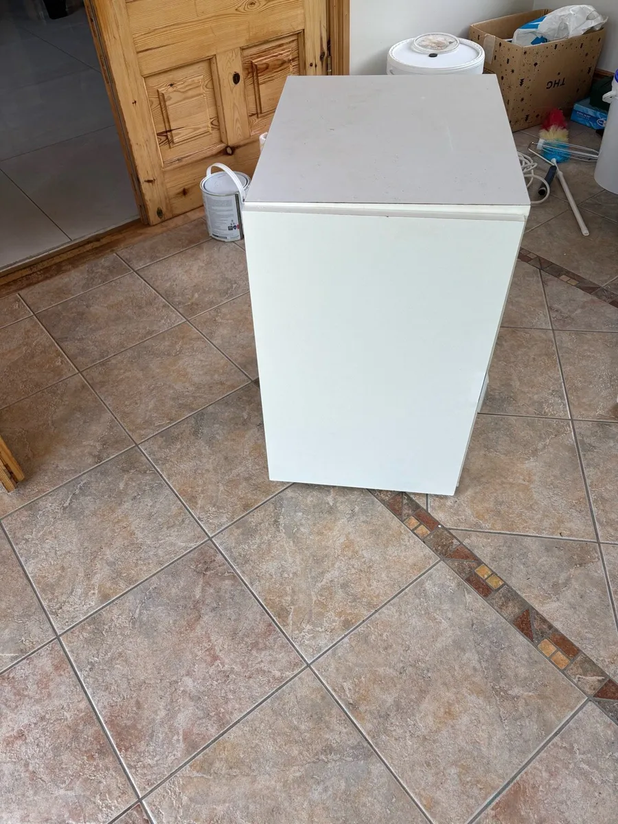 Bedside locker - Image 1