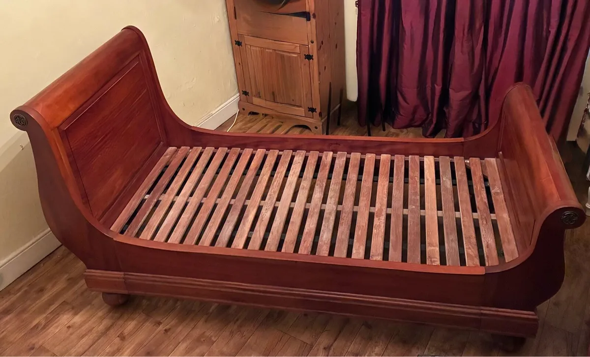 Single Sleigh Bed with Locker and Chest of Drawers - Image 3