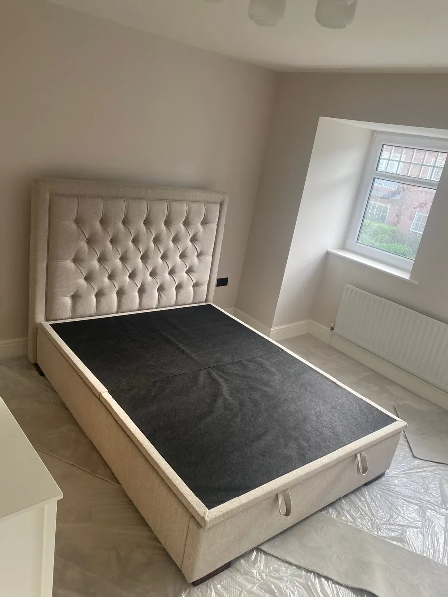 Ottoman King size (5ft) Bed - Image 1