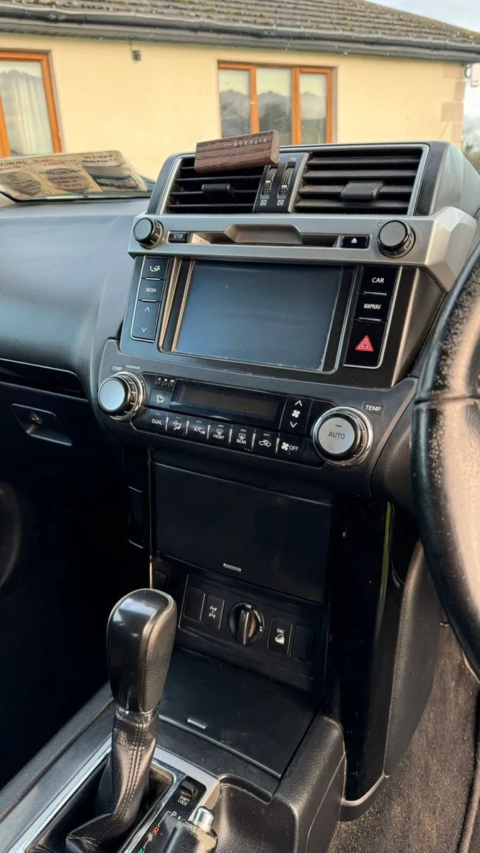 Toyota Land Cruiser - Image 2