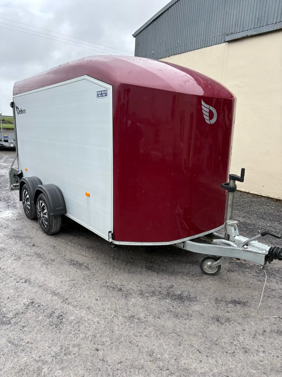 Debon c700 12x6 box van - Image 1