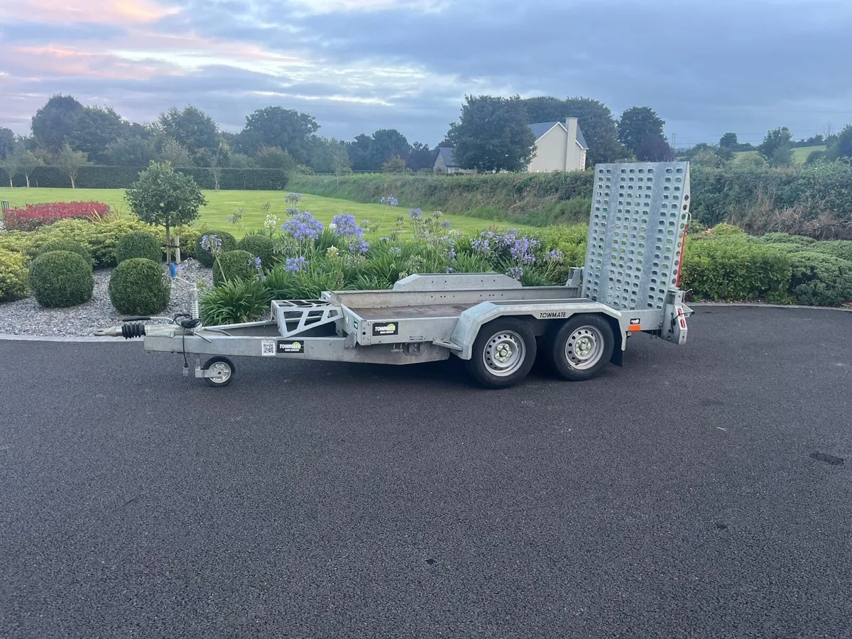 Plant Trailer - Image 1