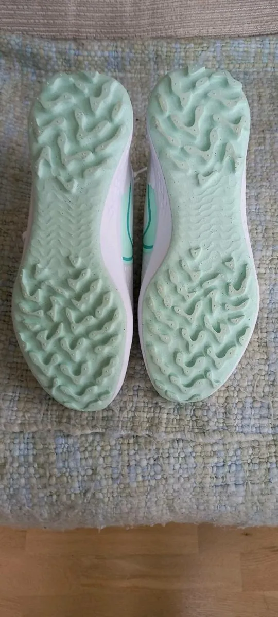 Golf shoes - Image 3