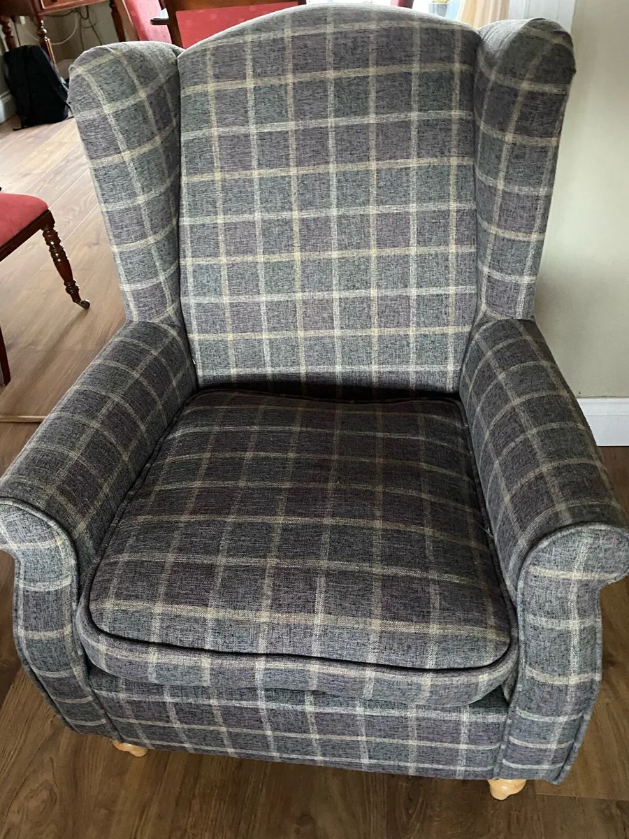Queen Anne armchair - Image 3
