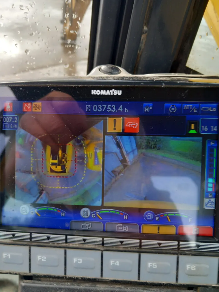 excavator - Image 3