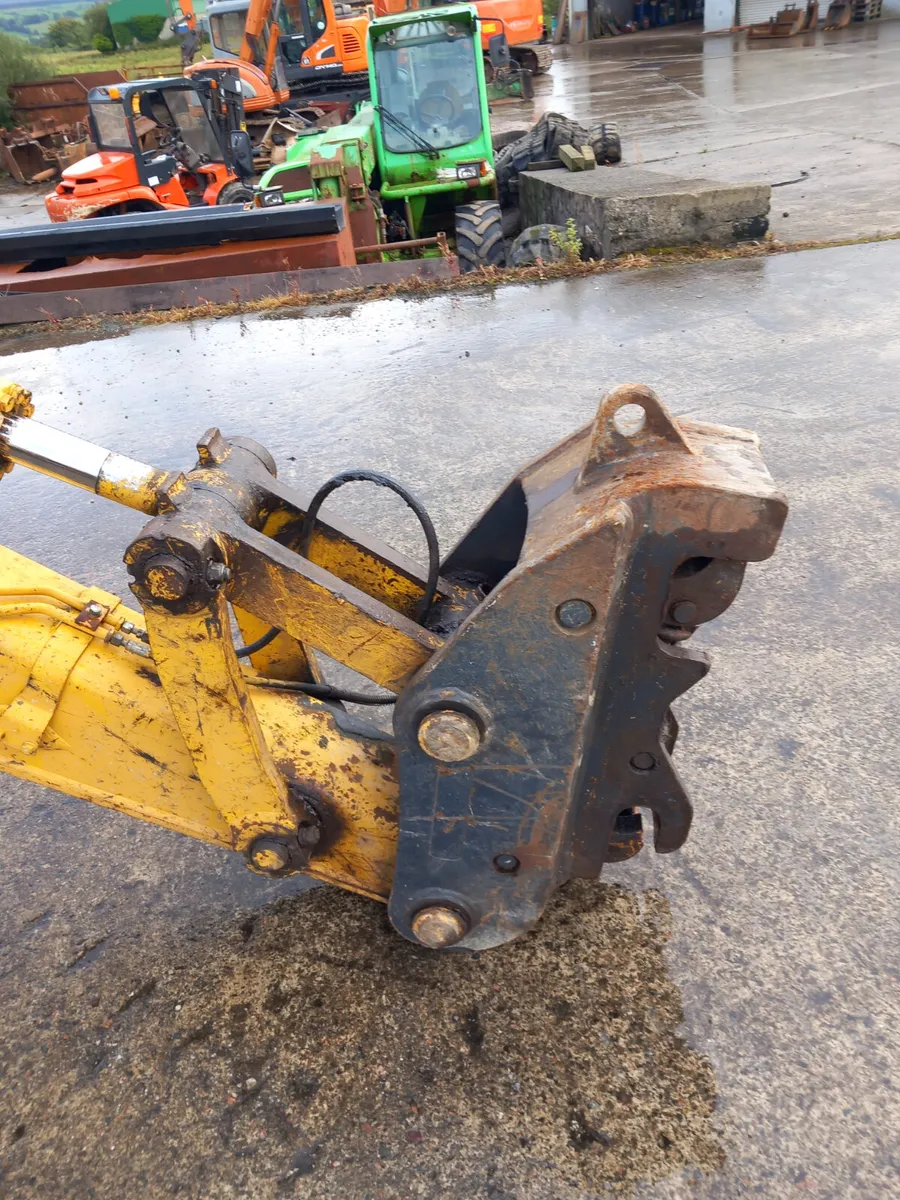 excavator - Image 4