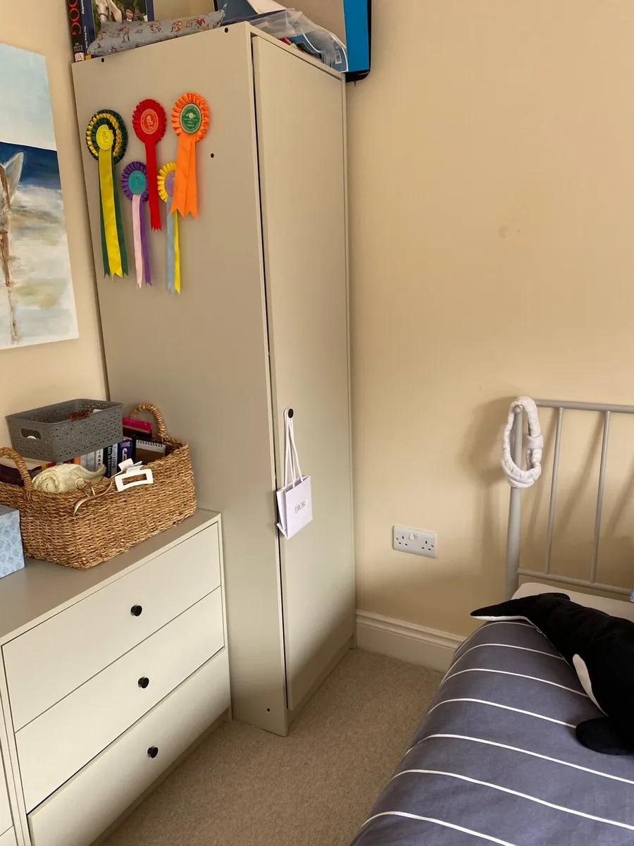 Chest of drawers / hanging cupboard - Image 2