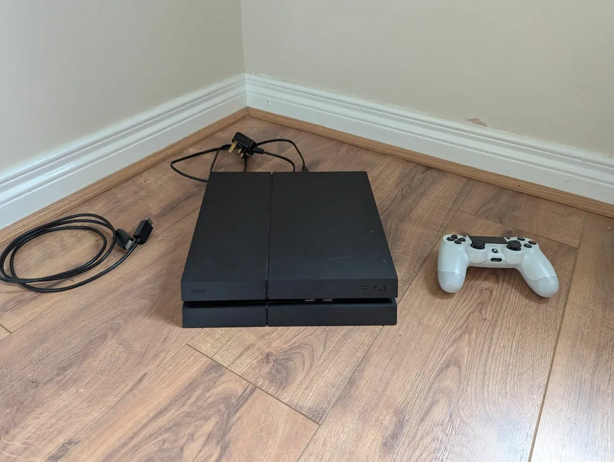 PlayStation 4 Low firmware 9.60 Goldhen - Image 1
