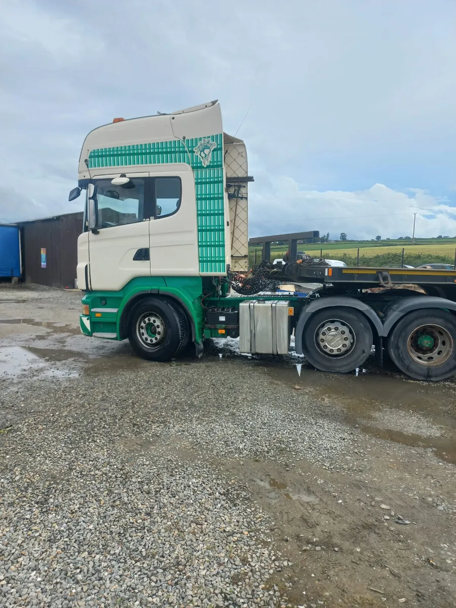 2008 Scania R480 6*2 C/W 2009 MAC Low Loader - Image 1