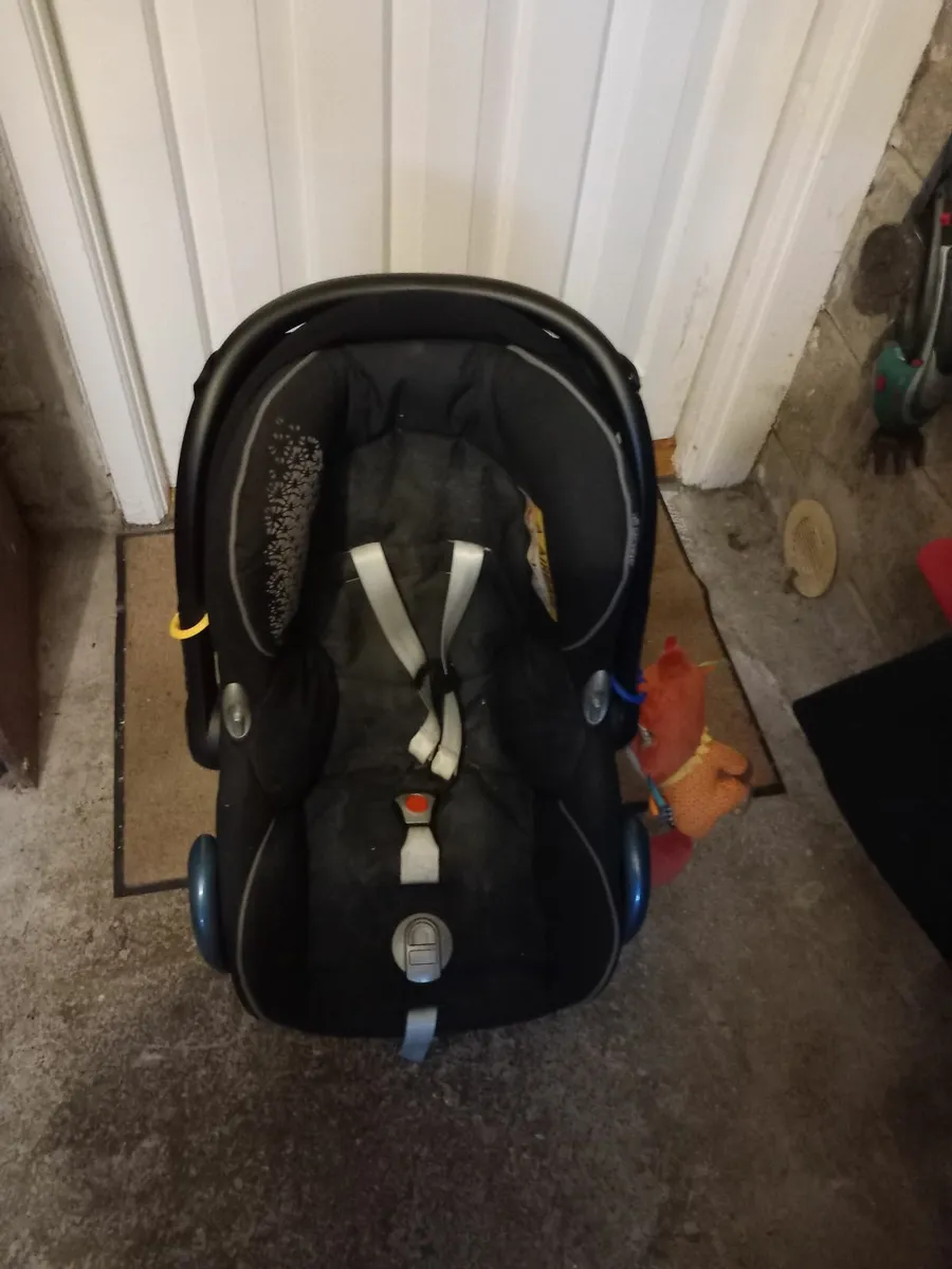 Baby car seat