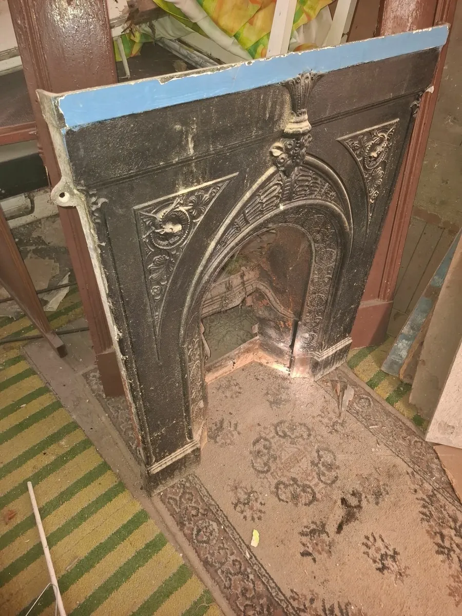 Vintage fireplace - Image 1