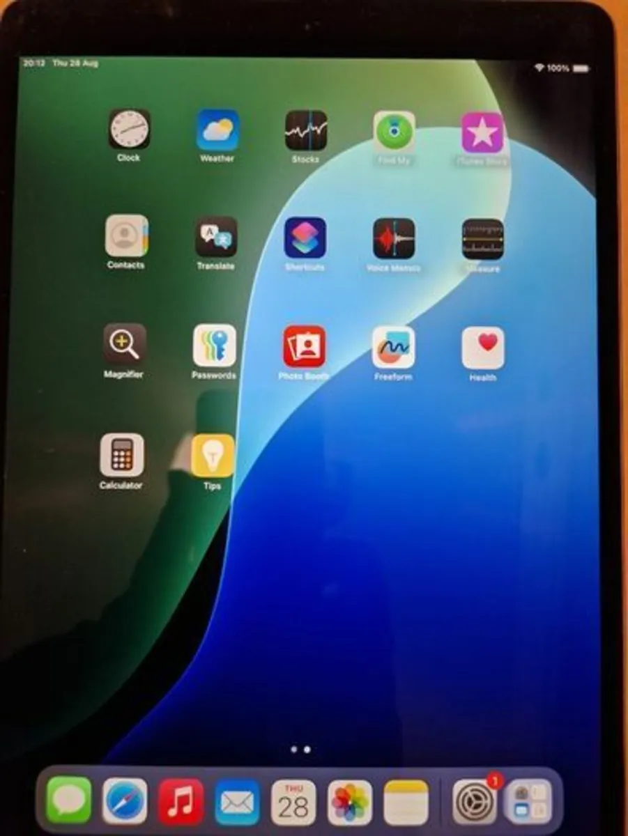 Apple Ipad Air 3rd Generation 64GB space grey - Image 3
