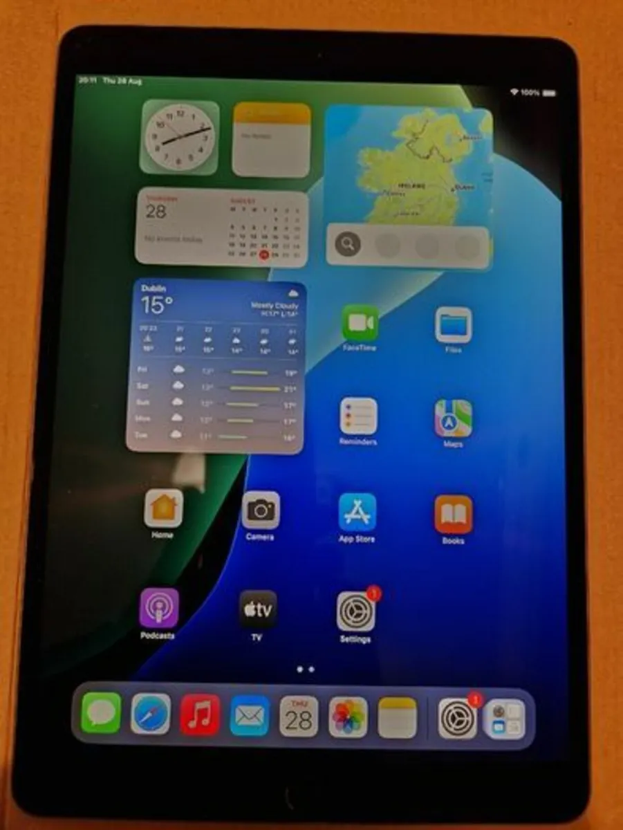 Apple Ipad Air 3rd Generation 64GB space grey - Image 1