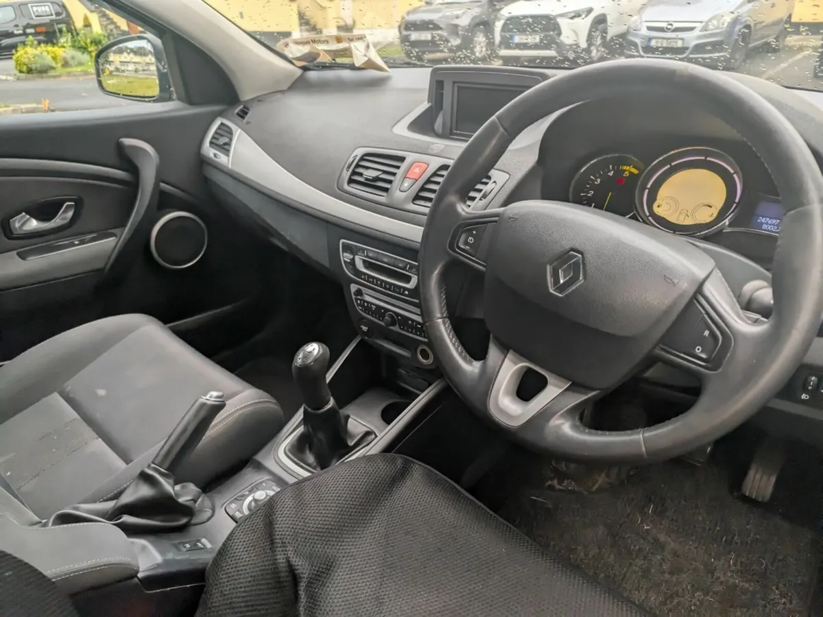 Renault Megane 2010 - Image 4