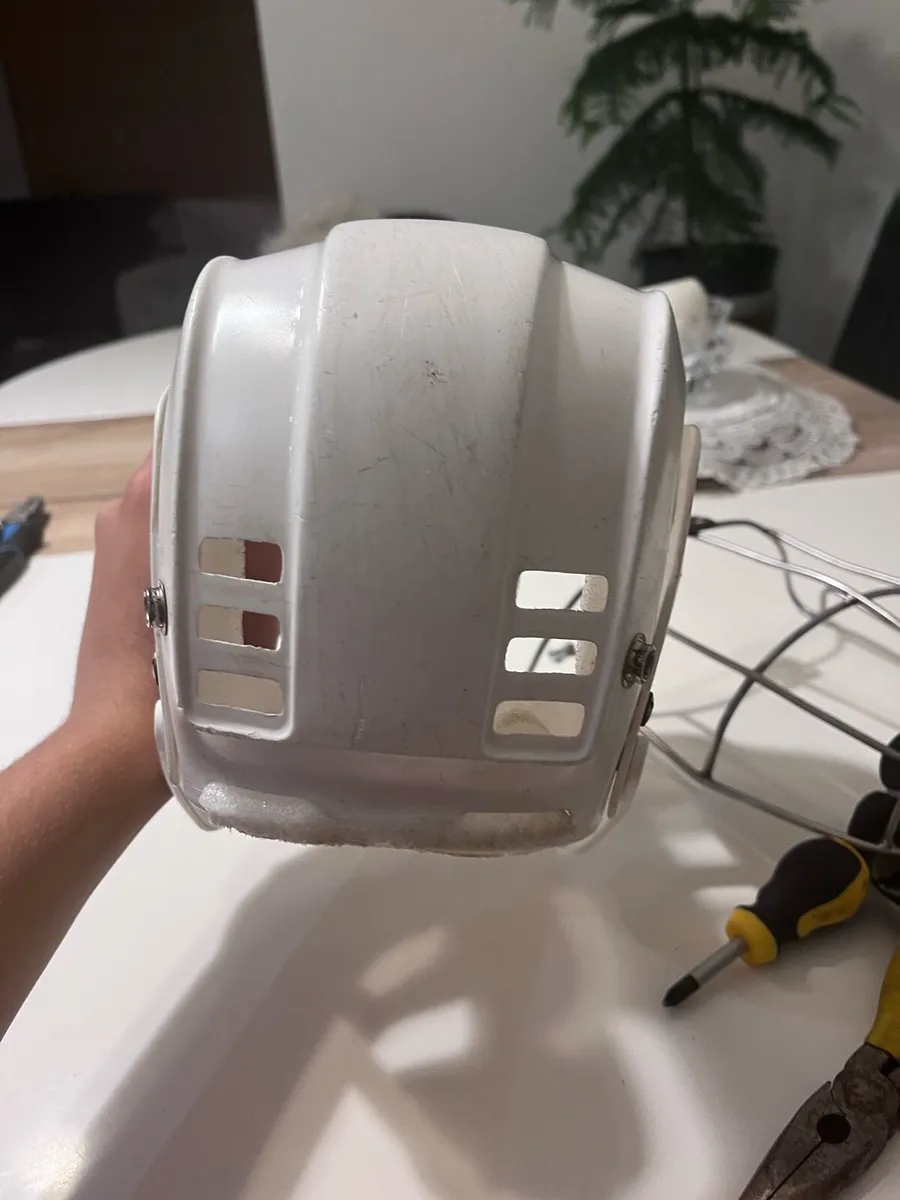 Oldstyle white cooper helmet - Image 2